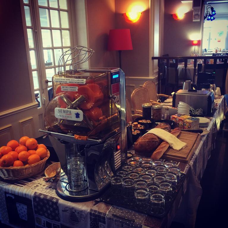 Hotel De Paris Courseulles-sur-Mer Ngoại thất bức ảnh